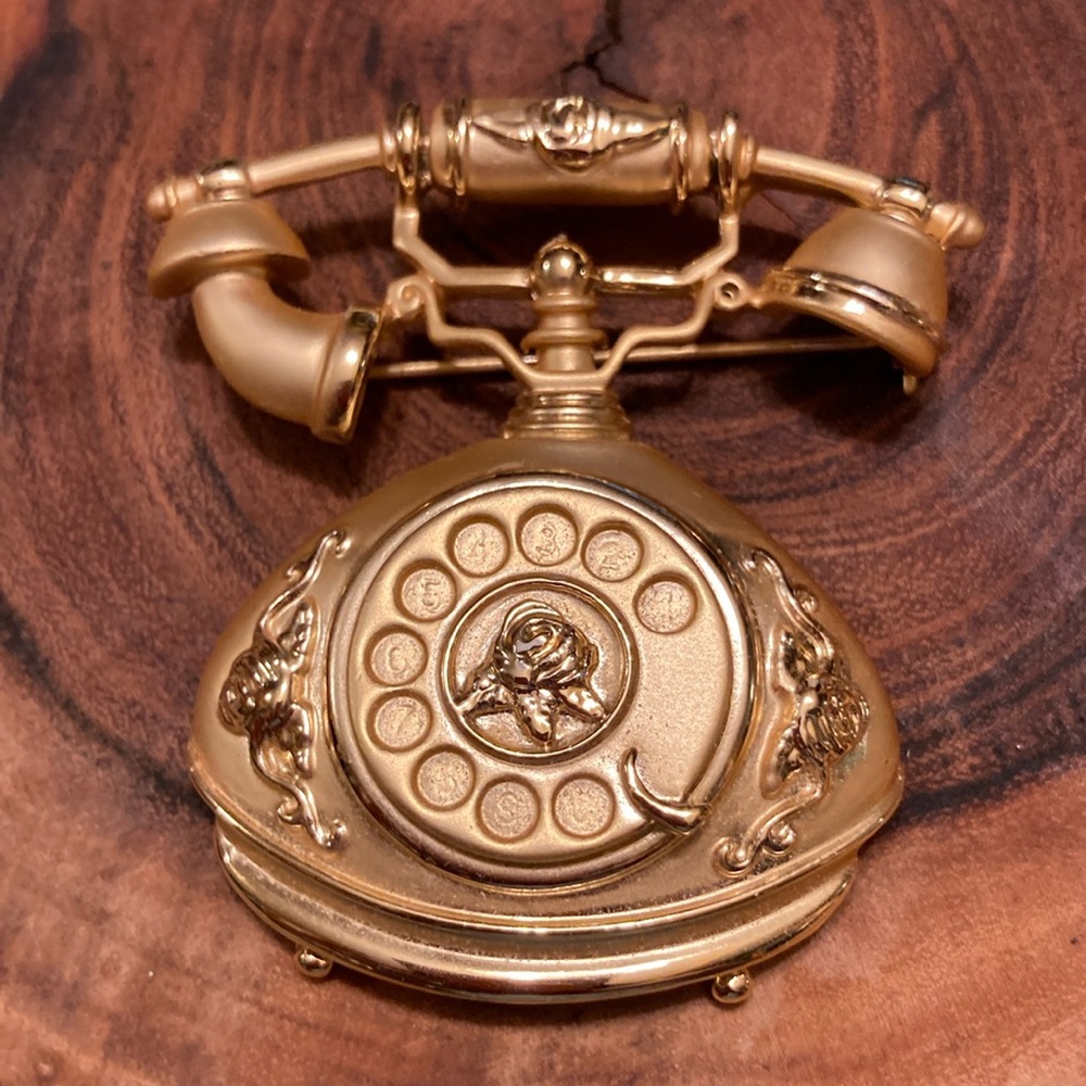 Vintage gold telephone pin